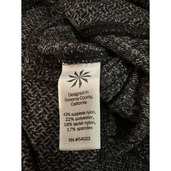 Athleta Metro Leggings Gray Criss Cross Pattern Sz. Small - Picture 4 of 9